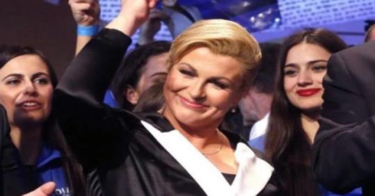 После этого видео Вы влюбитесь в президента Хорватии… Смотрите что она утнула