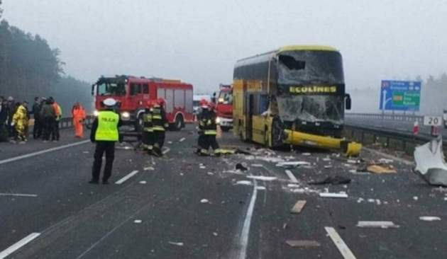 СРОЧНО! Автобус с украинцами попал в ДТП в Польше