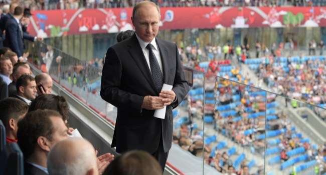 Песков рассказал о реакции Путина на фиаско сборной России