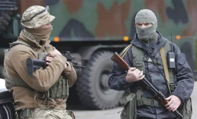 Жителі столиці схвильовані! Бунт в центрі Києва: на Лук’янівку стягують озброєних бійців. Відео