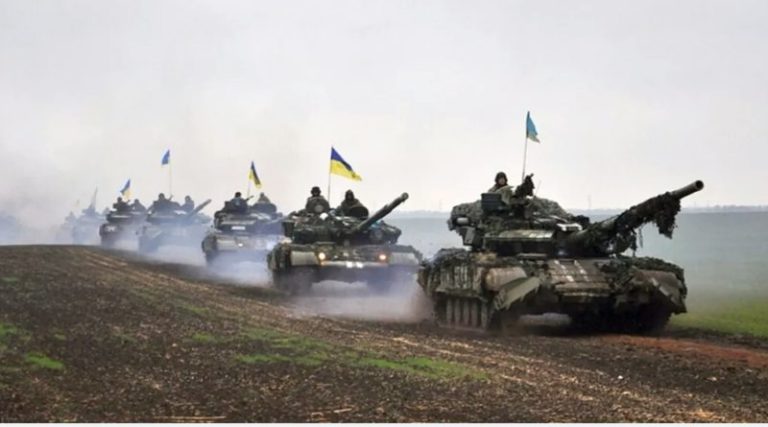 Танковое подразделение ВСУ расстреляло два автобуса с пехотой “ДНР”: были подорваны около 100 боевиков