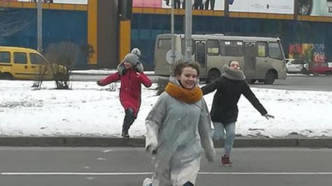 Люди благаємо! Повідомте всіх батьків! Діти по всій Україні в sтрашній небезпеці. ФОТО