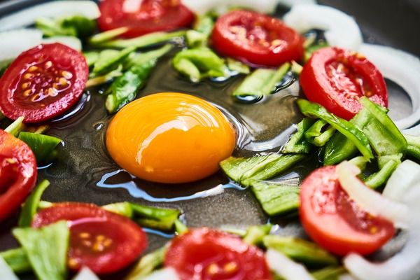 9 речей, які відбудуться з вашим тілом, якщо ви почнете їсти 2 яйця на день!