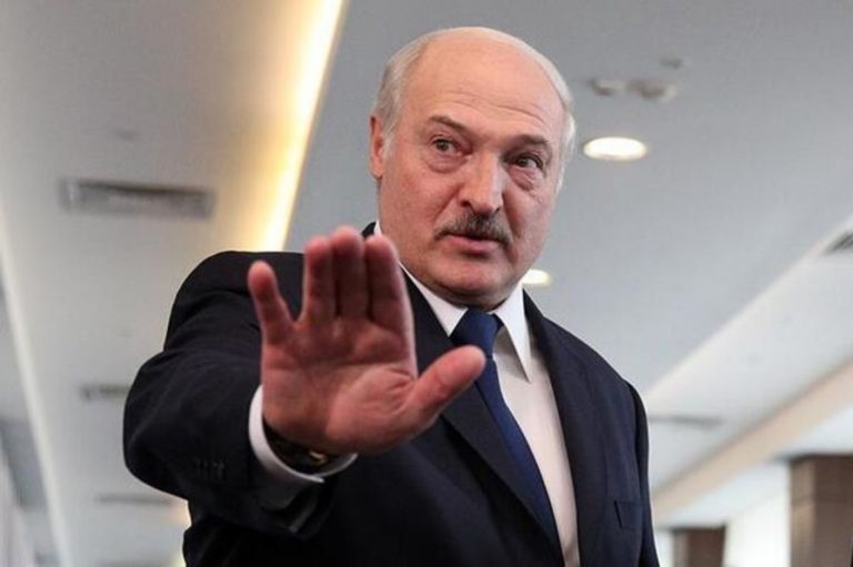 Тeрмiнoвa вeчiрня нoвuна! Лукашенко заявив про кiнeць вiйнu на Донбасі : Медведчук eкcтрeннo прuїхав до Мінська на переговори