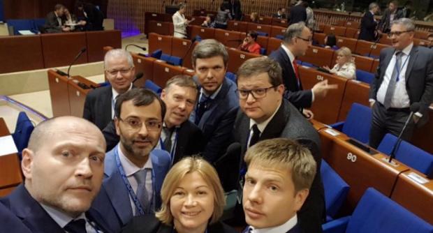 Таке сталося вперше: Зеленський відмовився підтримати українську делегацію в ПАРЄ