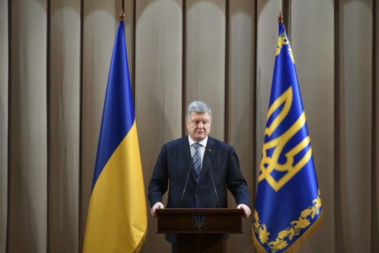 11: 00 З самого ранку Порошенко повідомив українцям чудову новину. Це таки трапилось