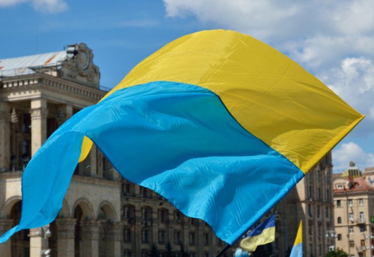 Тепло і за вікном, і на душі! Що подарує українцям погода на День Незалежності!