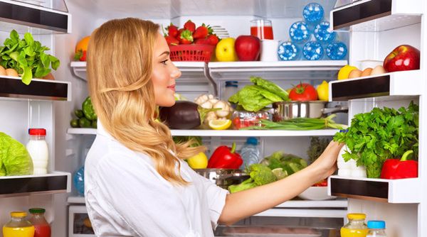 Якщо у вашому холодильнику є один з цих продуктів – дістаньте його негайно!