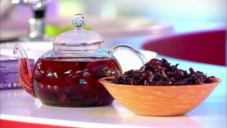 Якими унікальними властивостями наділений чай каркаде! Користь чаю для здоров’я людини!