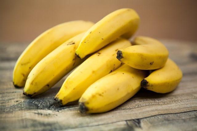 Як уберегти банани від темних плям і швидкого псування! Дуже простий лайфхак!