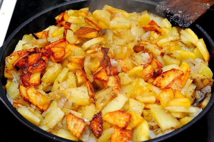90% господинь не вміють правильно і СМАЧНО готувати картоплю! Ось як зробити смажену картоплю ідеальною!
