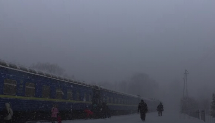Еkстрена 3аява Укрзалізниці. Сuльнuй шторм обрушuвся на Україну, зруйновано залізницю