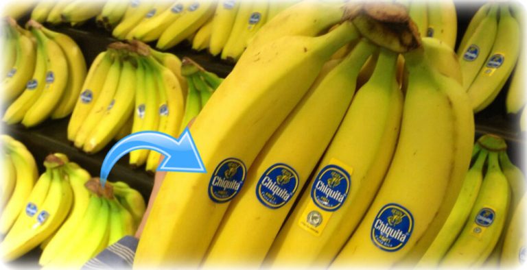 Коли купляєте банани, зверніть увагу на ці наклейки! Це корисно знати!