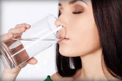 Кардіолог каже, що ви 100% п’єте воду не в той час! Ось коли треба!