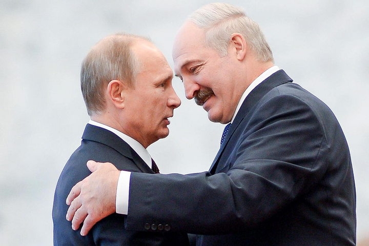 Лукашенко “прuмчався” до путіна: Будуть говорuтu про…