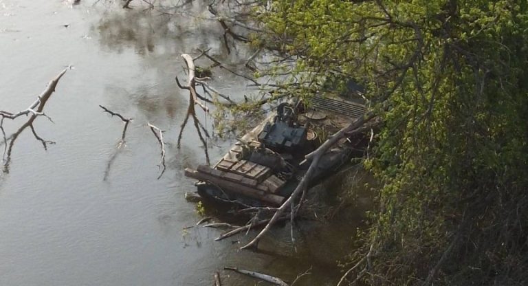 ЗСУ знищили новітнього “Бусурманіна”: оновлену БМП-1АМ армії РФ підпалили на Луганщині