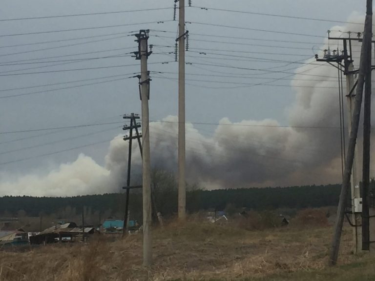 Сибір у вогні. В Росії лісові пожежі знищують ліси та селища (відео)