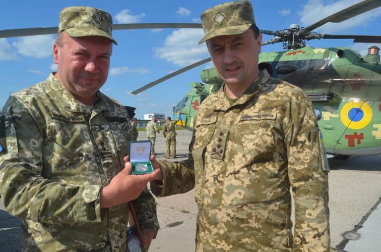 Командувач Повітряних Сил ЗСУ нагородuв військовослужбовців ПвК «Захід»
